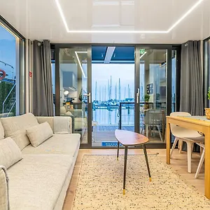 The Homeboat Company Parque Nacoes-lisboa Bådhotel